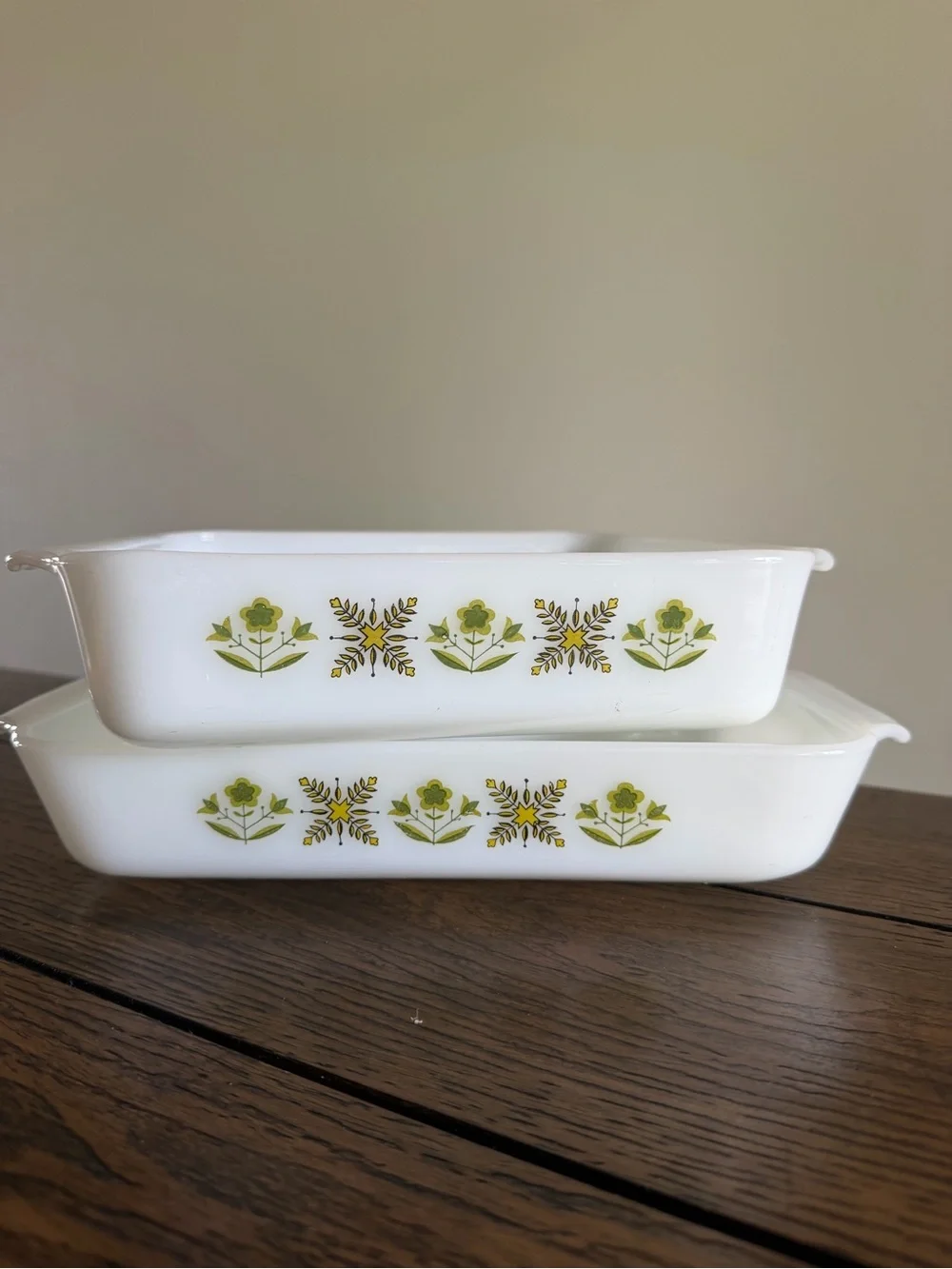Vintage Fire-King Meadow‎ Green Milk Glass Baking Dish 1.5 Qt Casserole And Loaf